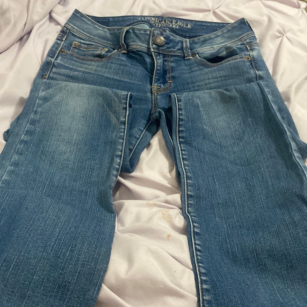 Blue bootcut jeans low rise